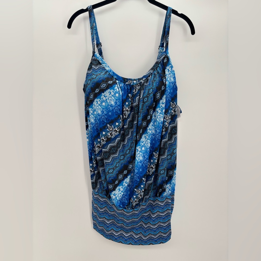 Swimsuits For All Women’s Taken Top with Adjustable Straps and Size 16 NWT